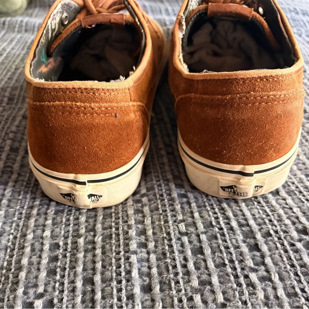 VANS BRIGATA DESERT TRIBE SUEDE/ MONKS ROBE - Picture 6 of 7